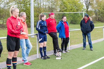 Bild 12 - Co-Trainerin der Frauen Nationalmannschaft Britta Carlson in Wahlstedt